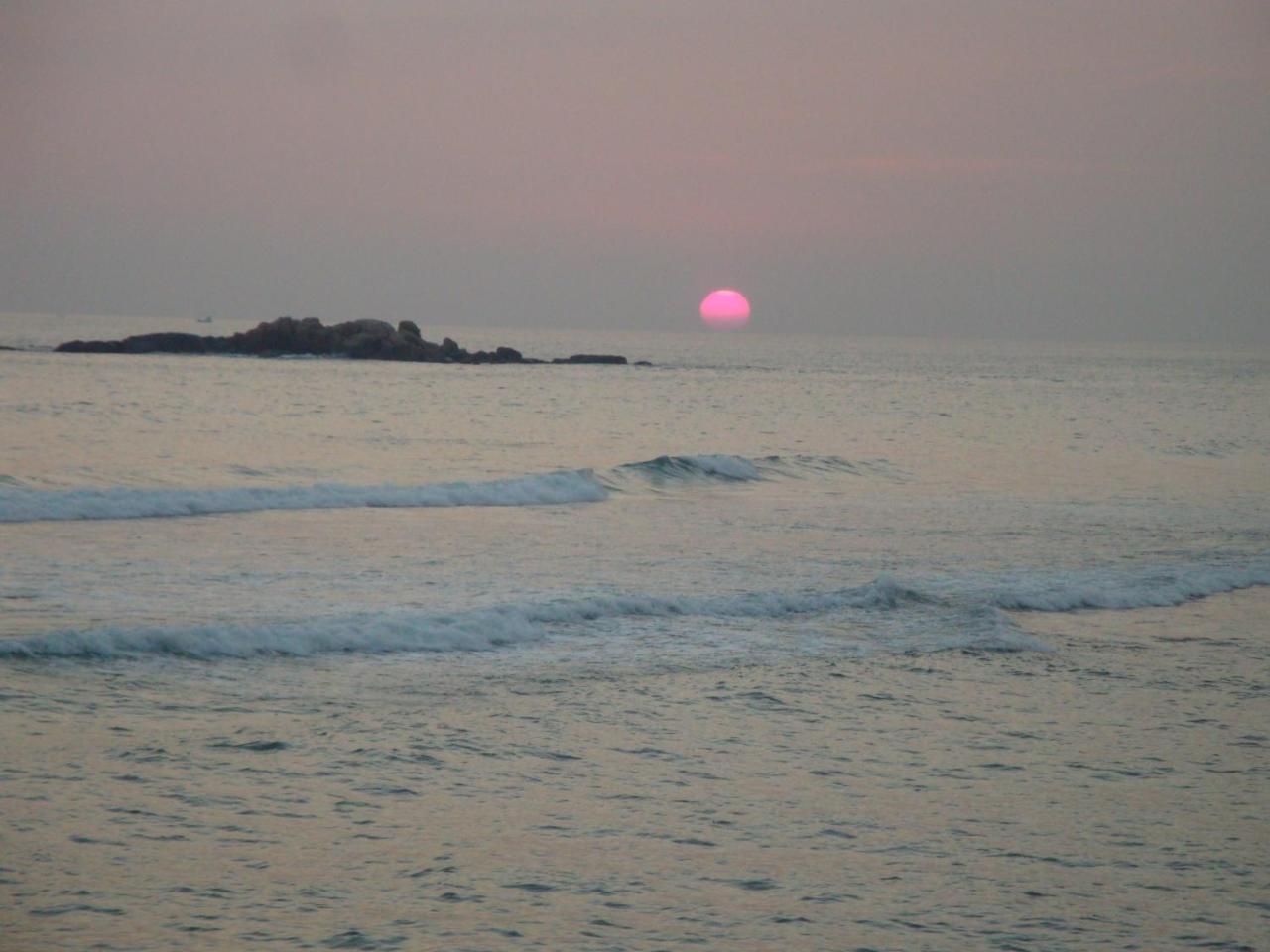 أونا واتونا Galle Henna Beach House المظهر الخارجي الصورة