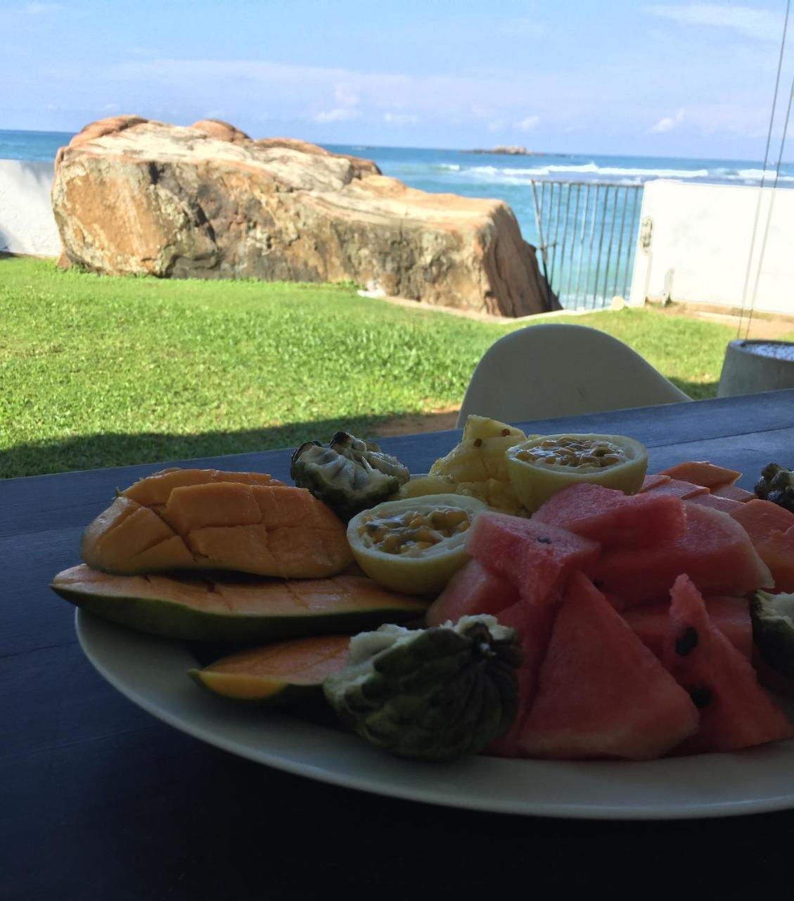 أونا واتونا Galle Henna Beach House المظهر الخارجي الصورة